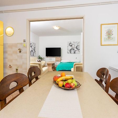 Apartmani Azur Dramalj Bagian luar foto