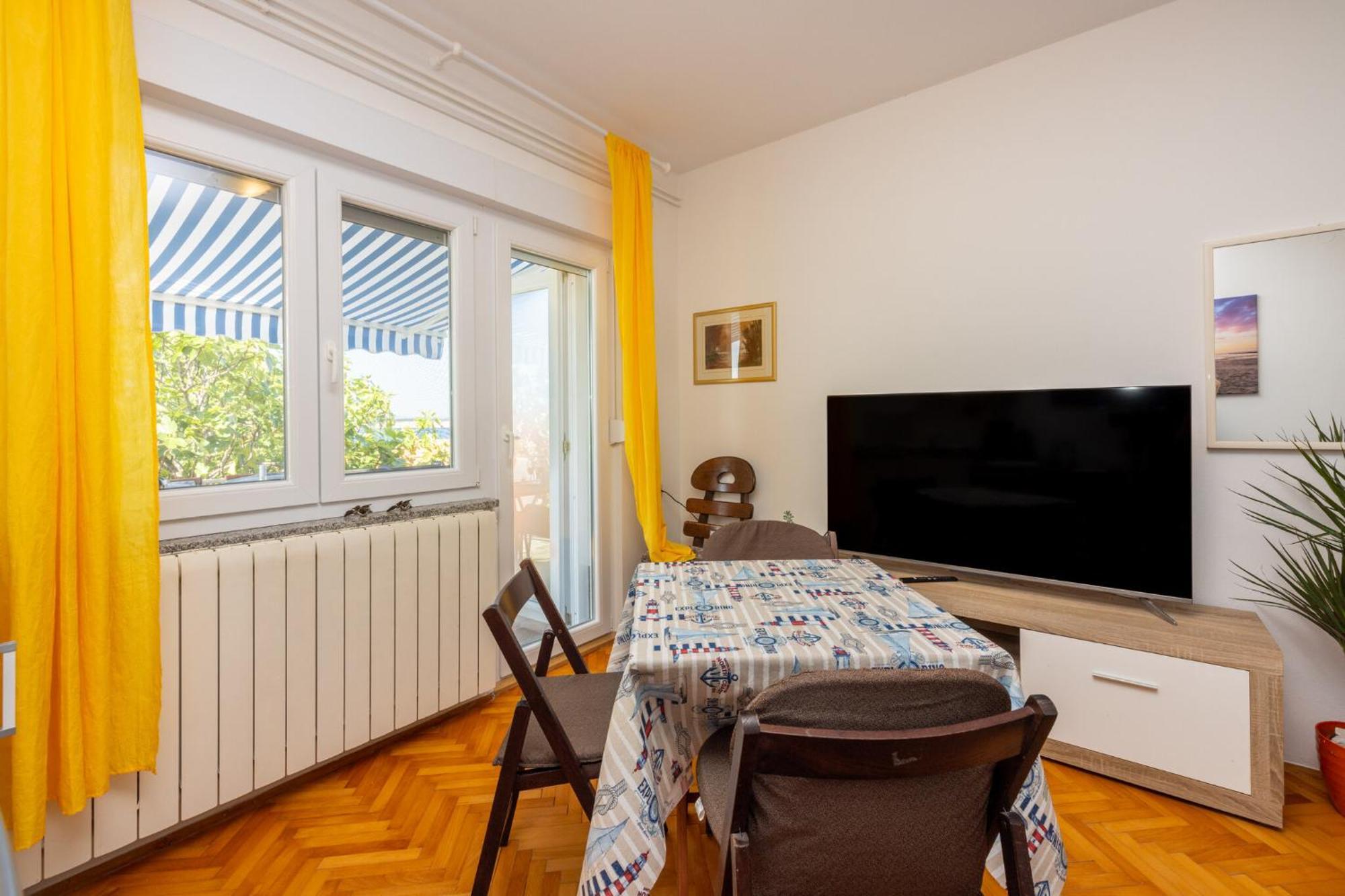 Apartmani Azur Dramalj Bagian luar foto